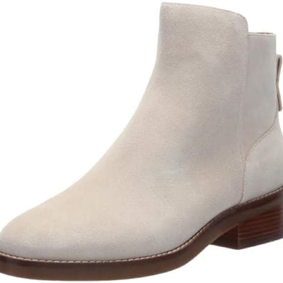 Cole Haan Ramona Elegant Cream Ankle Boots Sz 6.5 NWOB - Picture 1 of 6